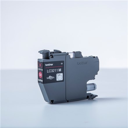 Brother LC | 3211M | Magenta | Ink cartridge | 200 pages Brother LC | 3211M | Magenta | Ink cartridge | 200 pages