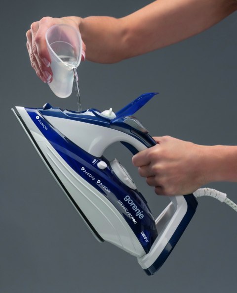 Gorenje | SIH2600BLC | Steam Iron | Steam Iron | 2600 W | Water tank capacity 350 ml | Continuous steam 30 g/min | Steam boost p Gorenje | SIH2600BLC | Steam Iron | Steam Iron | 2600 W | Water tank capacity 350 ml | Continuous steam 30 g/min | Steam boost p