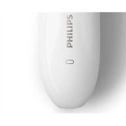 Philips | Golarka akumulatorowa | BRL136/00 Series 6000 | Czas pracy (maks.) 40 min | Na mokro i sucho | NiMH | Biały/fioletowy Philips | Golarka akumulatorowa | BRL136/00 Series 6000 | Czas pracy (maks.) 40 min | Na mokro i sucho | NiMH | Biały/fioletowy