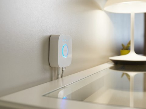 Philips HUE Bridge EU Philips Hue | HUE Bridge EU | W | W | Zigbee Philips HUE Bridge EU Philips Hue | HUE Bridge EU | W | W | Zigbee