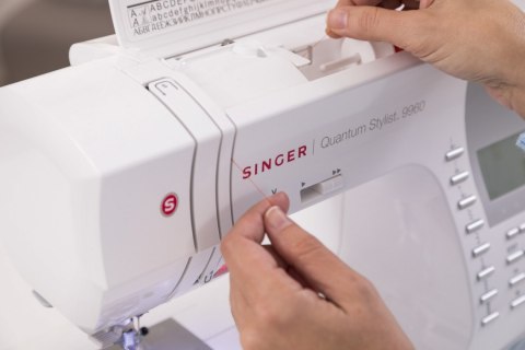 Singer | Quantum Stylist™ 9960 | Maszyna do szycia | Liczba ściegów 600 | Liczba dziurek na guziki 13 | Biały Singer | Quantum Stylist™ 9960 | Maszyna do szycia | Liczba ściegów 600 | Liczba dziurek na guziki 13 | Biały