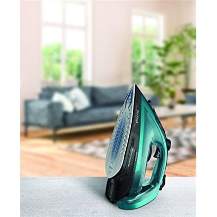 TEFAL | FV6832E0 | Steam Iron | 2800 W | Water tank capacity 270 ml | Continuous steam 50 g/min | Steam boost performance 260 g/ TEFAL | FV6832E0 | Steam Iron | 2800 W | Water tank capacity 270 ml | Continuous steam 50 g/min | Steam boost performance 260 g/