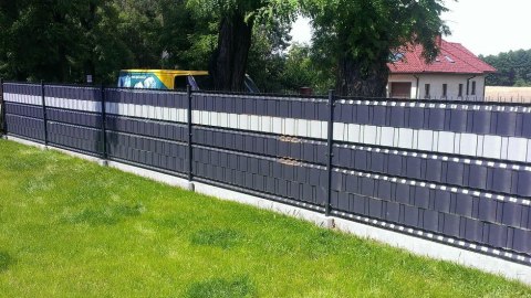Taśma ogrodzeniowa PASKI 24 x 2,55mb CLASSIC 19cm PROTECTO™ GRAFIT + 48 klipsów GRATIS