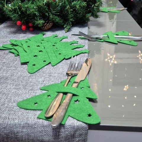 Etui na sztućce- choinki 12szt. Ruhhy 24824 Etui na sztućce- choinki 12szt. Ruhhy 24824