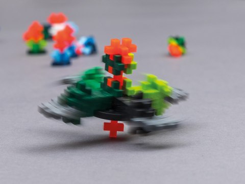 PLUS-PLUS NAUCZ SIĘ BUDOWAĆ SPINNERY- 200 ELEMENTÓW