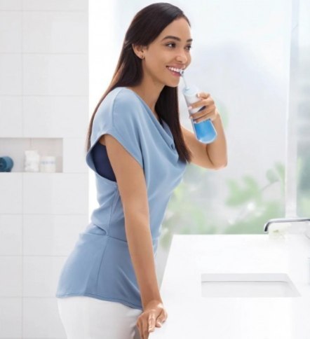 Oral-B Irrigator | Jet Aquacare 4 | 600 ml | Number of heads 2 | White Oral-B Irrigator | Jet Aquacare 4 | 600 ml | Number of heads 2 | White