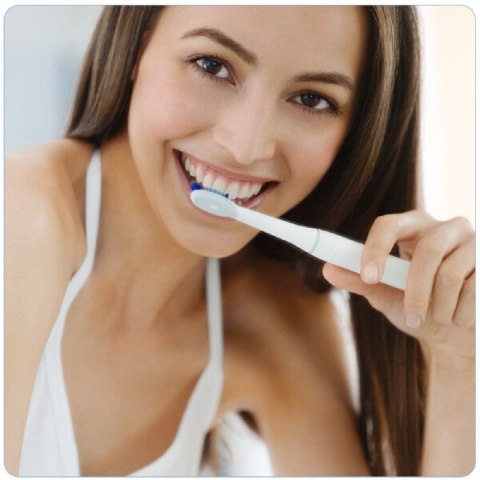 Oral-B Toothbrush | Pulsonic Slim Luxe 4500 | Rechargeable | For adults | Number of brush heads included 2 | Number of teeth bru Oral-B Toothbrush | Pulsonic Slim Luxe 4500 | Rechargeable | For adults | Number of brush heads included 2 | Number of teeth bru