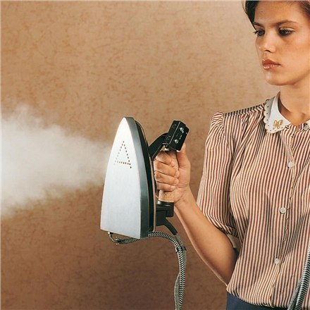 Polti | FI000031 Vaporella 2H Professional | Steam generator iron with boiler | 1.3 L | 3 bar | 1750 W | Water tank capacity ml Polti | FI000031 Vaporella 2H Professional | Steam generator iron with boiler | 1.3 L | 3 bar | 1750 W | Water tank capacity ml
