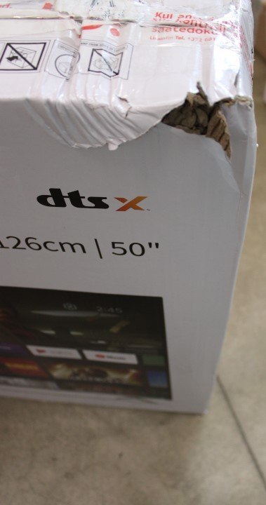 Sharp | 50FP1EA | 50" (126cm) | Smart TV | Android TV | 4K UHD | USZKODZONE OPAKOWANIE, NIEOPAKOWANE, UŻYWANE, ZARYSOWANIA Z BOK Sharp | 50FP1EA | 50" (126cm) | Smart TV | Android TV | 4K UHD | USZKODZONE OPAKOWANIE, NIEOPAKOWANE, UŻYWANE, ZARYSOWANIA Z BOK