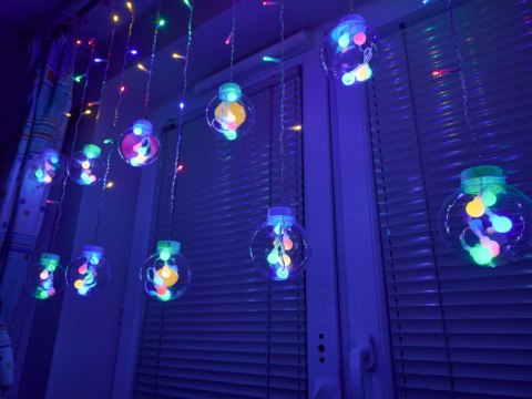 Lampki LED kurtyna kule 3m 108LED multikolor Lampki LED kurtyna kule 3m 108LED multikolor