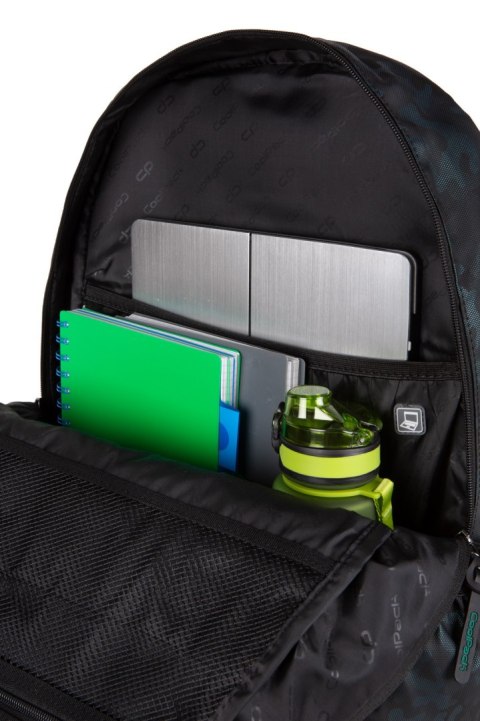 COOLPACK - IMPACT - PLECAK MŁODZIEŻOWY - CAMO GREEN DARK COOLPACK - IMPACT - PLECAK MŁODZIEŻOWY - CAMO GREEN DARK