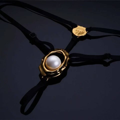 Upko "Moist Eyes" G-string Clitoral Jewelry With Bead Stimulator