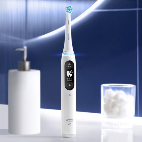 Oral-B Electric Toothbrush | iO6 | Rechargeable | For adults | Number of brush heads included 1 | Number of teeth brushing modes Oral-B Electric Toothbrush | iO6 | Rechargeable | For adults | Number of brush heads included 1 | Number of teeth brushing modes