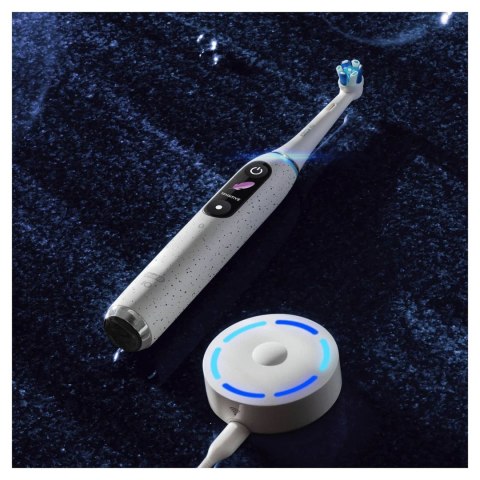 Oral-B | Elektryczna szczoteczka do zębów | Seria iO10 | Akumulatorowa | Dla dorosłych | Liczba główek szczoteczki w zestawie 1