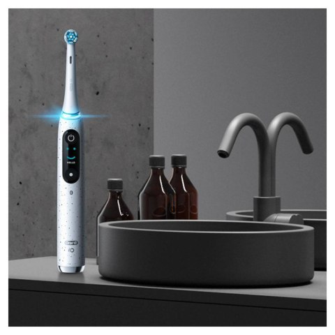 Oral-B | Elektryczna szczoteczka do zębów | Seria iO10 | Akumulatorowa | Dla dorosłych | Liczba główek szczoteczki w zestawie 1