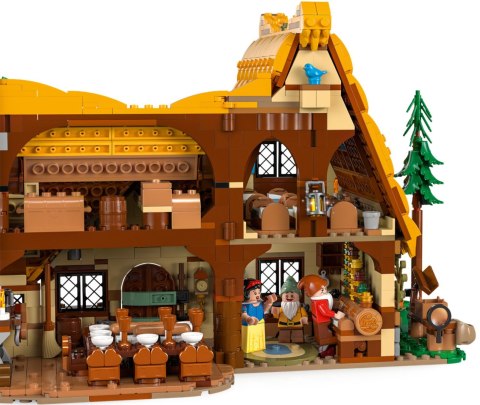 LEGO 43242 Disney Chatka Królewny Śnieżki i siedmi LEGO 43242 Disney Chatka Królewny Śnieżki i siedmi